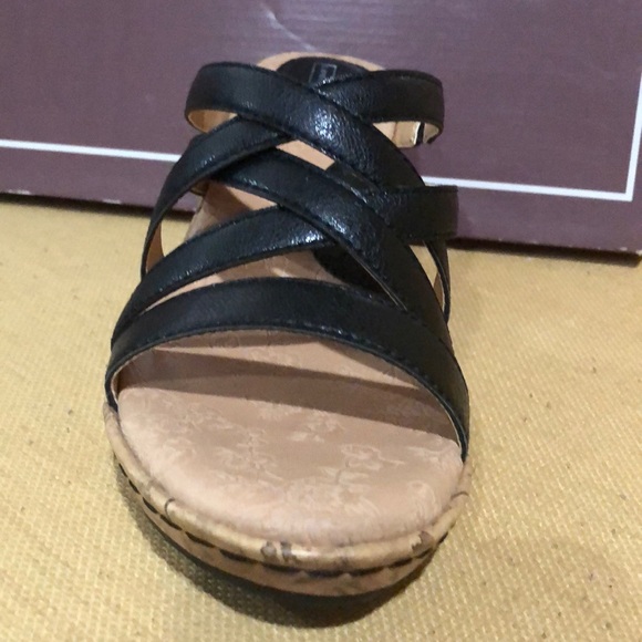 NWT Laura Scott Wedge Sandal 7.5 Black - Picture 4 of 5